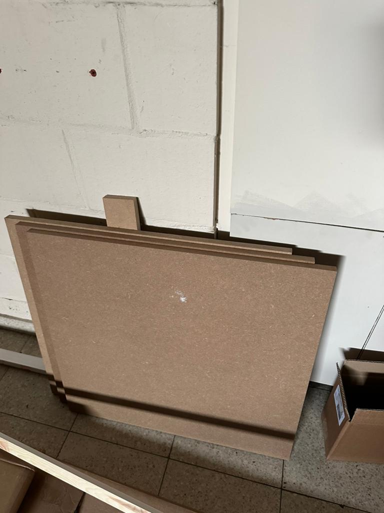 Planche MdF a donner, Enlèvement, Comme neuf