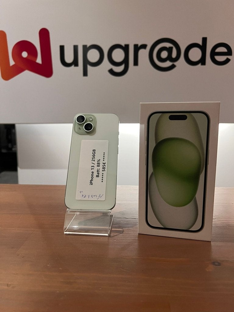Iphone 13 /256 GB, 88 %, IPhone 13, Zo goed als nieuw, Groen