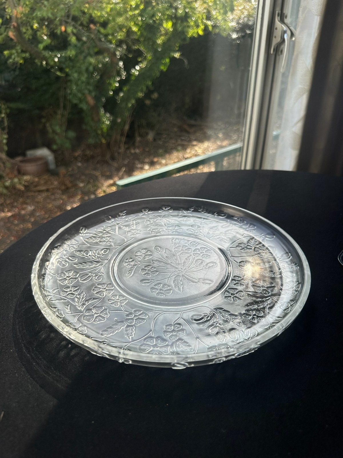 Grote ronde serveerschaal, Ophalen, Zo goed als nieuw, Glas