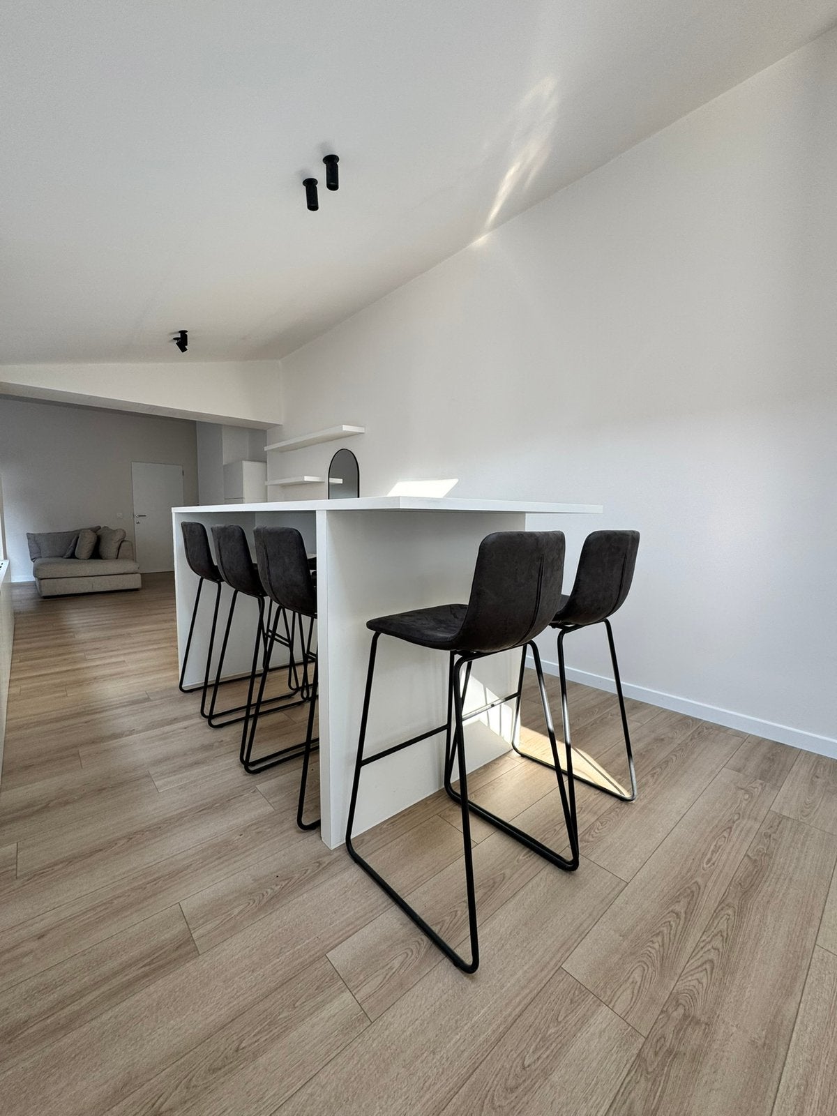 Hoge tafel, Huis en Inrichting, Ophalen, Zo goed als nieuw