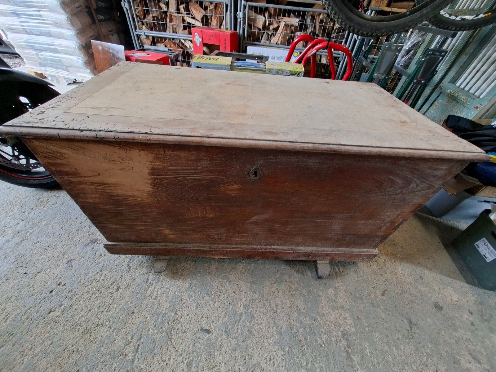 coffre en bois, Enlèvement, Utilisé, 50 à 75 cm, Autres essences de bois