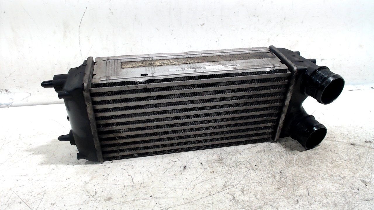 Intercooler radiateur Ford Fiesta, Onderdelen@venauto.nl, Van der Ven Autorecycling B.V., Ettenseweg 76, 4706 PB Roosendaal, The Netherlands