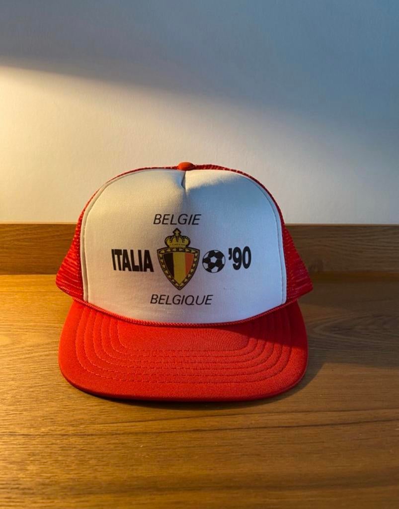 Unieke cap rode duivels WK90 italie, Verzamelen, Ophalen of Verzenden, Nieuw, Pet of Muts