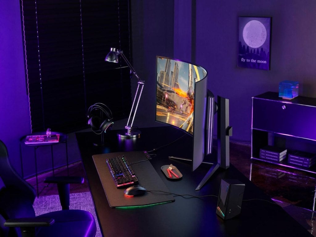 Écran LG Ultragear Oled 45' Incurvé, Computers en Software, Ophalen, Minder dan 1 ms, Zo goed als nieuw, 201 Hz of meer