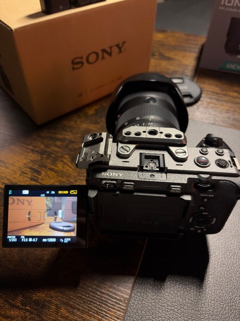 Sony Fx3 + 4 batterie + cage, Audio, Tv en Foto, Fotocamera's Digitaal, Ophalen, Lensdop, Zo goed als nieuw, Sony