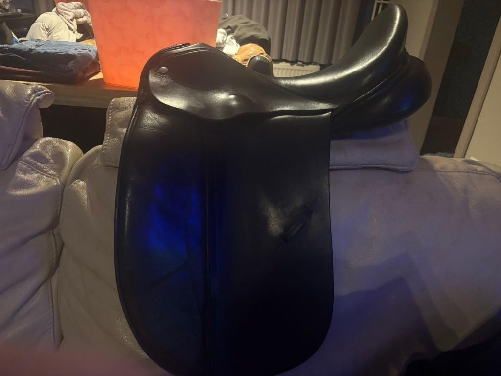 16 inch Pony dressuur zadel, Dieren en Toebehoren, Paarden en Pony's | Zadels, Ophalen of Verzenden, Gebruikt, Dressuur
