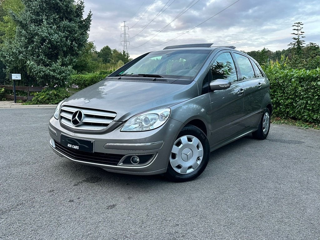 Mercedes-Benz B170 Automaat — Super Team en panoramadak, Zwart, 4 cilinders, Parkeersensor, Leder