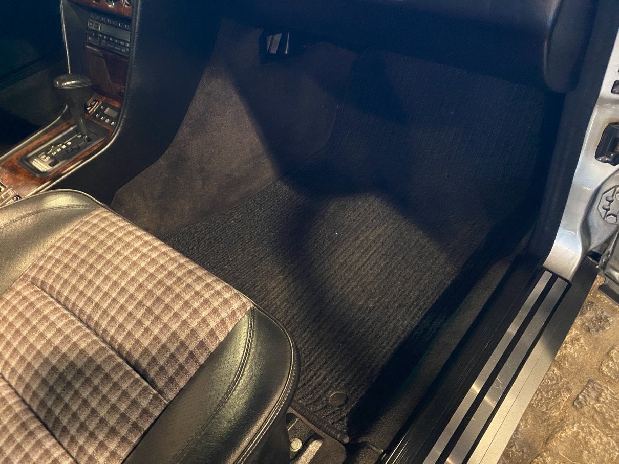 Mercedes-Benz E-Klasse E500 500E W124 (bj 1992, automaat), Auto's, Automaat, 4973 cc, Mercedes-Benz, Bedrijf