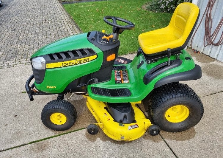 Zitmaaier John Deere D140, Enlèvement, Utilisé, Démarrage électrique, 120 cm ou plus