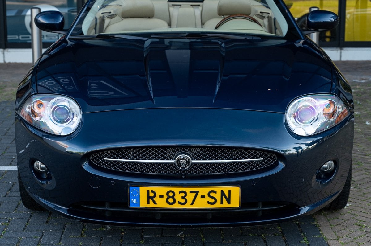 Jaguar XK 4.2 V8 Convertible (bj 2006, automaat), Auto's, 4 zetels, Gebruikt, Overige kleuren, Cabriolet