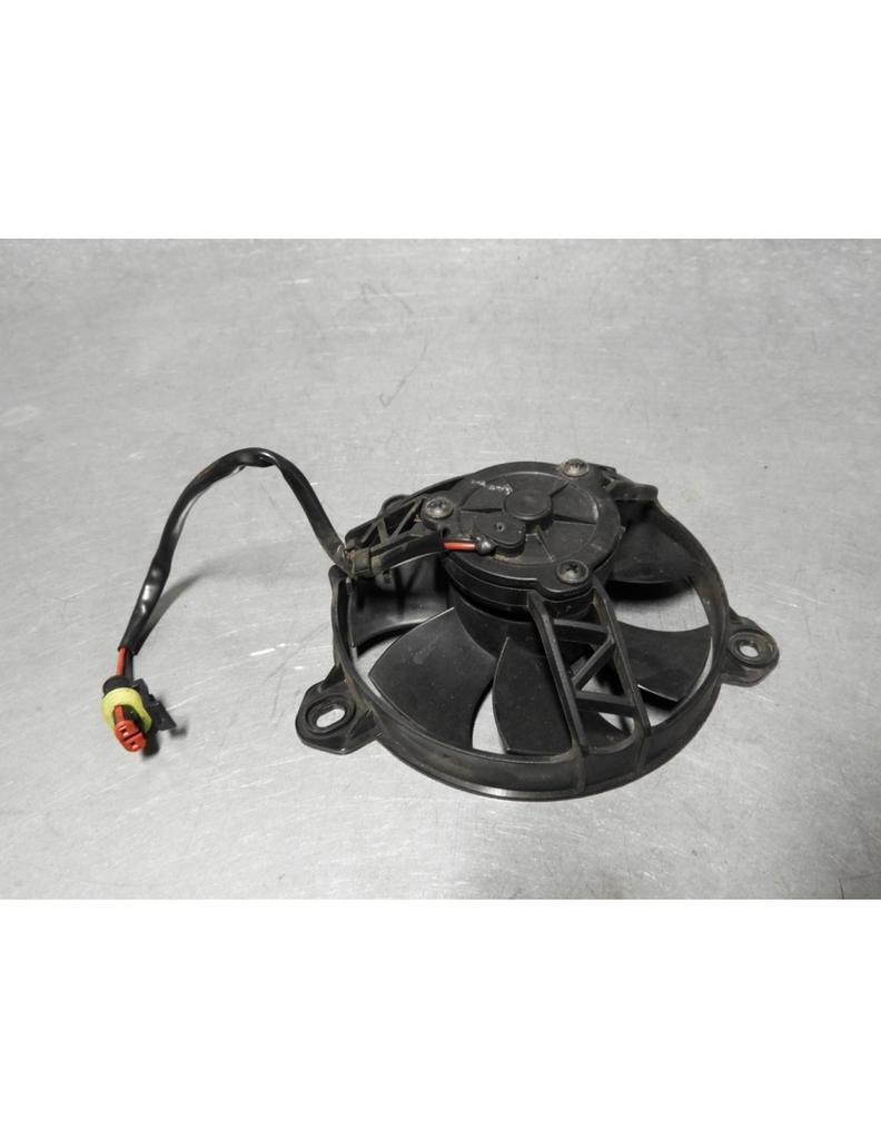 Hypermotard 821 2013 - 2015 Ducati Radiator D1-41811, Motoren, Onderdelen | Ducati