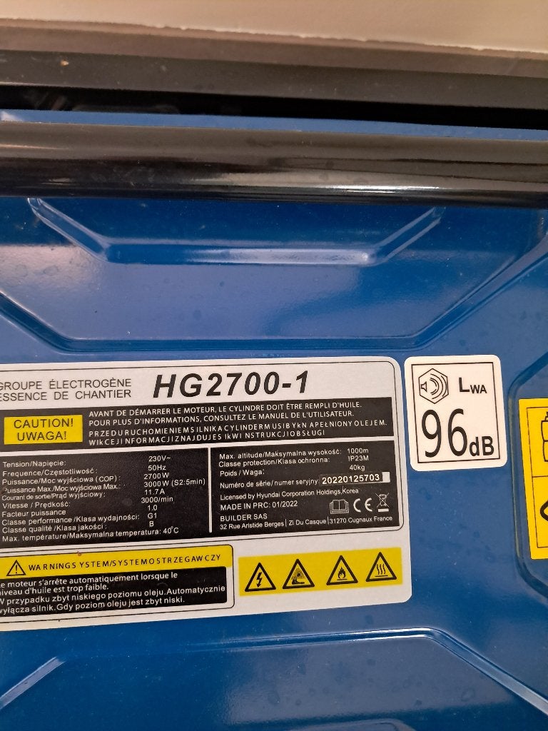 Stroomgenerator, Doe-het-zelf en Bouw, Aggregaten, Benzine, Nieuw, Ophalen of Verzenden, Geluidgedempt