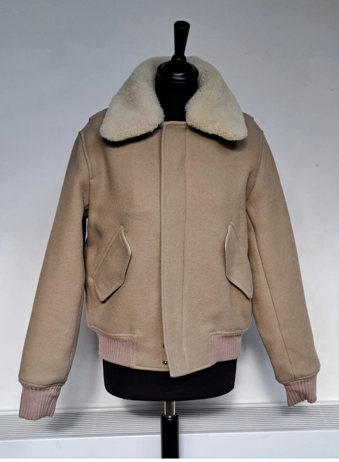 AMI. (NOUVEAU 950€) !, Enlèvement ou Envoi, Taille 36 (S)