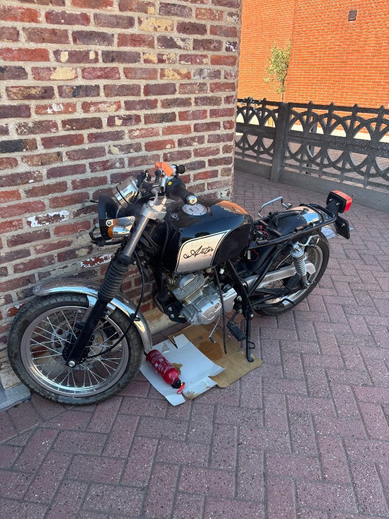 Moto 125cc Orcal Astor, Motoren, Motoren | Moto Guzzi, Particulier, Overig, Meer dan 35 kW