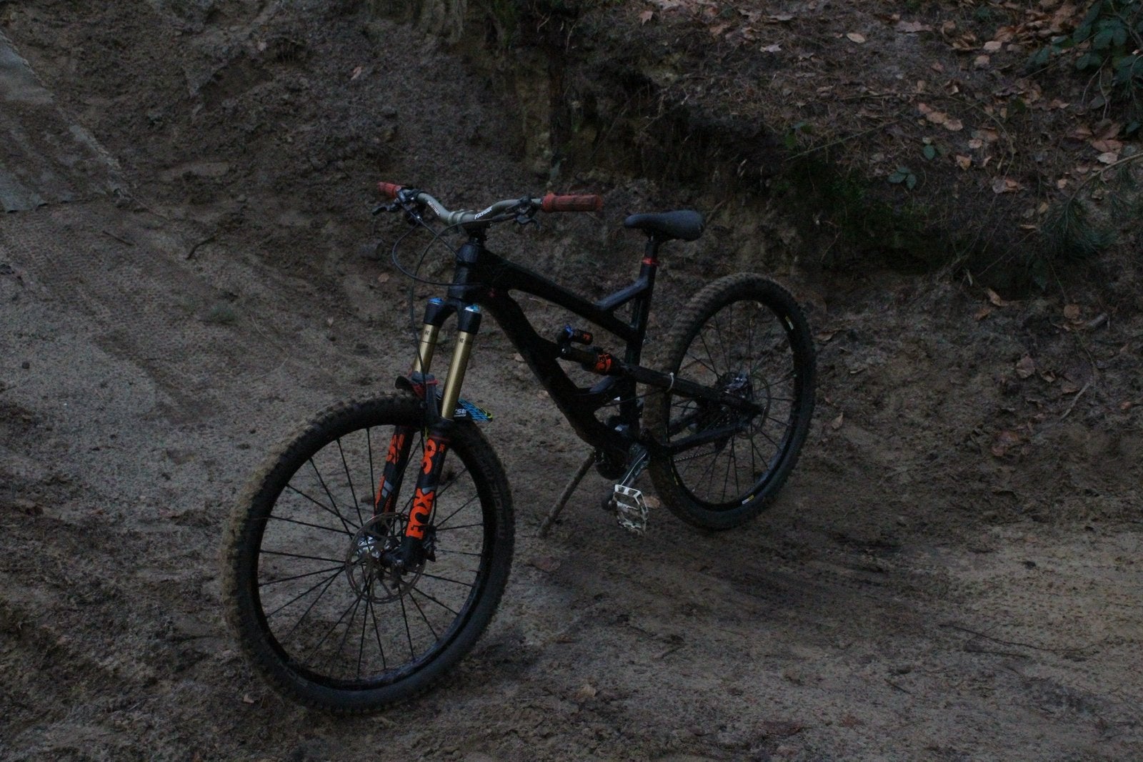2017 YT Industries Capra CF Pro Race, Ophalen, Zo goed als nieuw