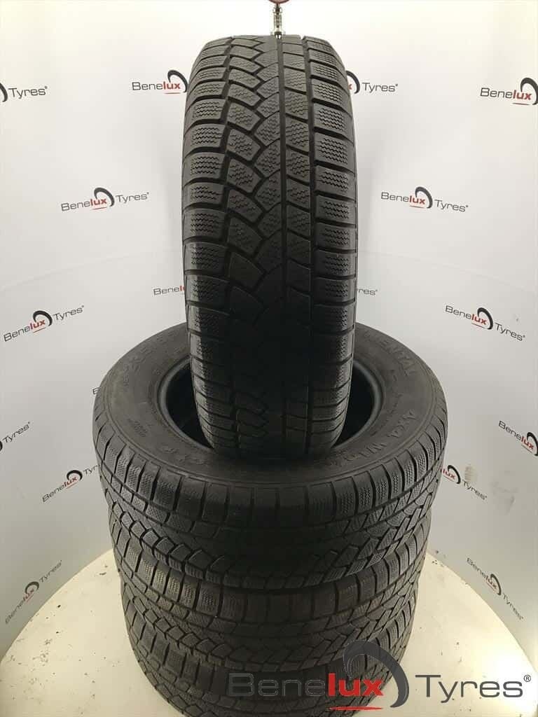 winter 235/65R17 104H Continental 4x4  235/65 R17 235/65/17, Auto-onderdelen, Banden en Velgen, Ophalen, Gebruikt, -, -