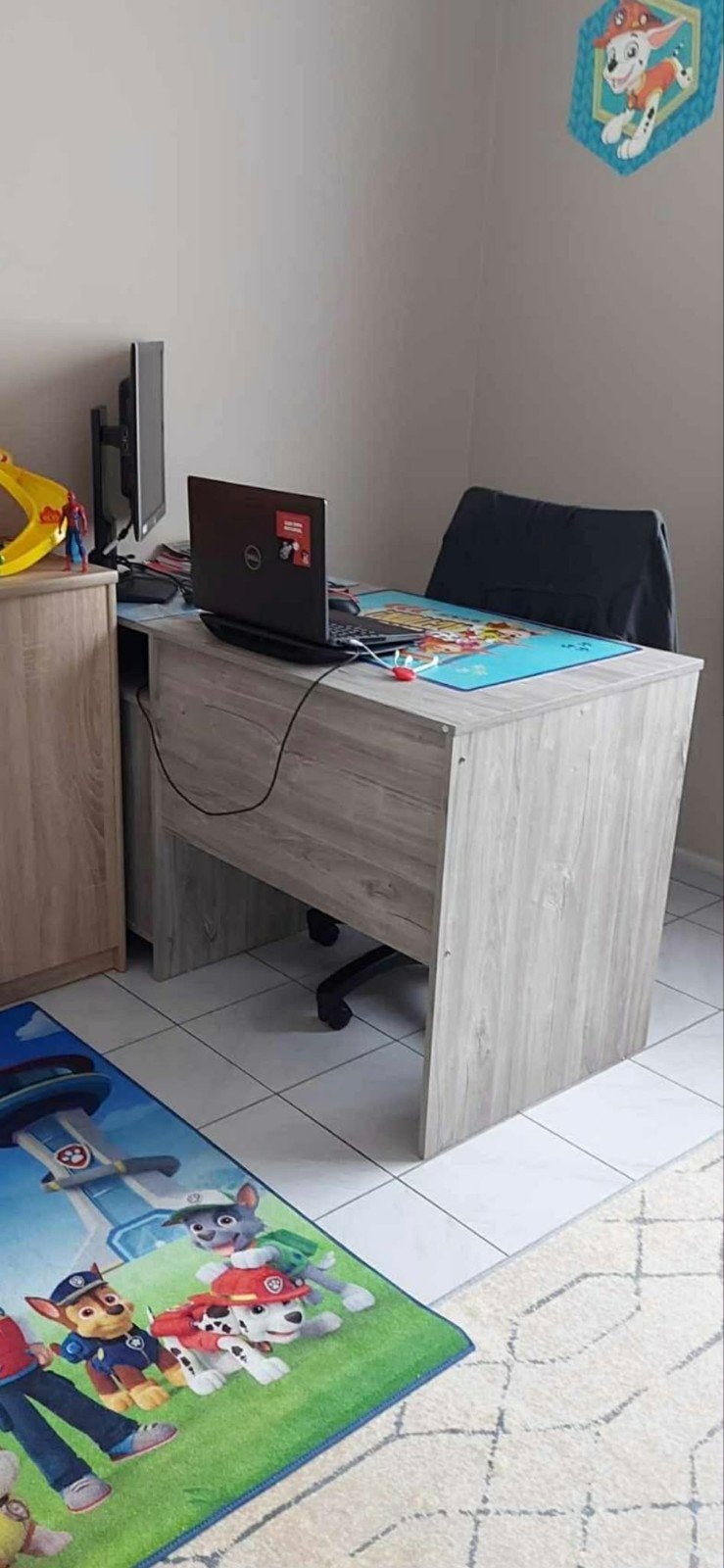 Bureau met stoel, Huis en Inrichting