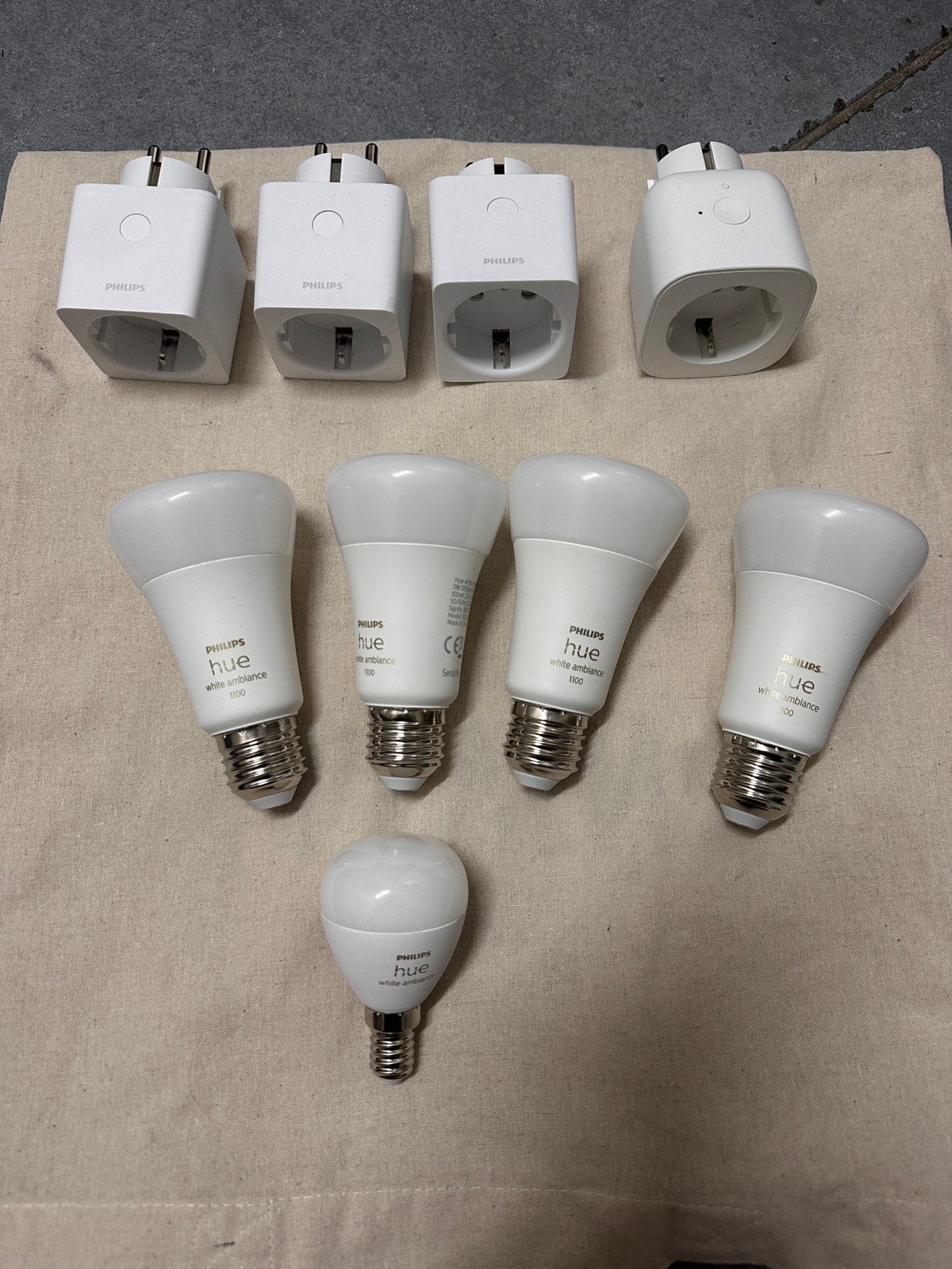 Philips Hue Set: Lampen en Smart Plugs, Philips Hue, Enlèvement ou Envoi, E27 (grand), 60 watts ou plus