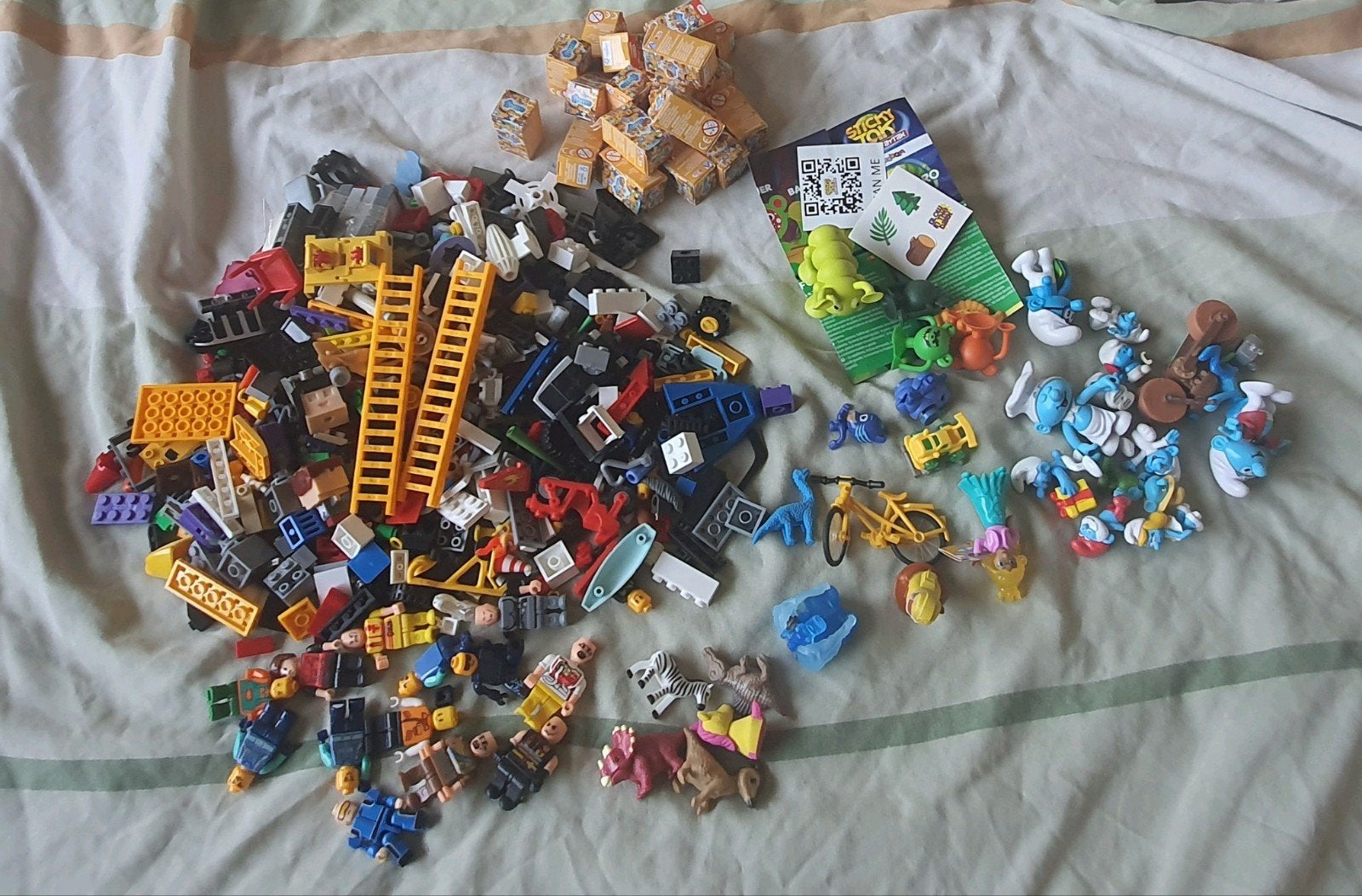 Lot de blocs de construction Schtroumpfs - Kinder Surprise, Divers, Lots de brocante, Enlèvement