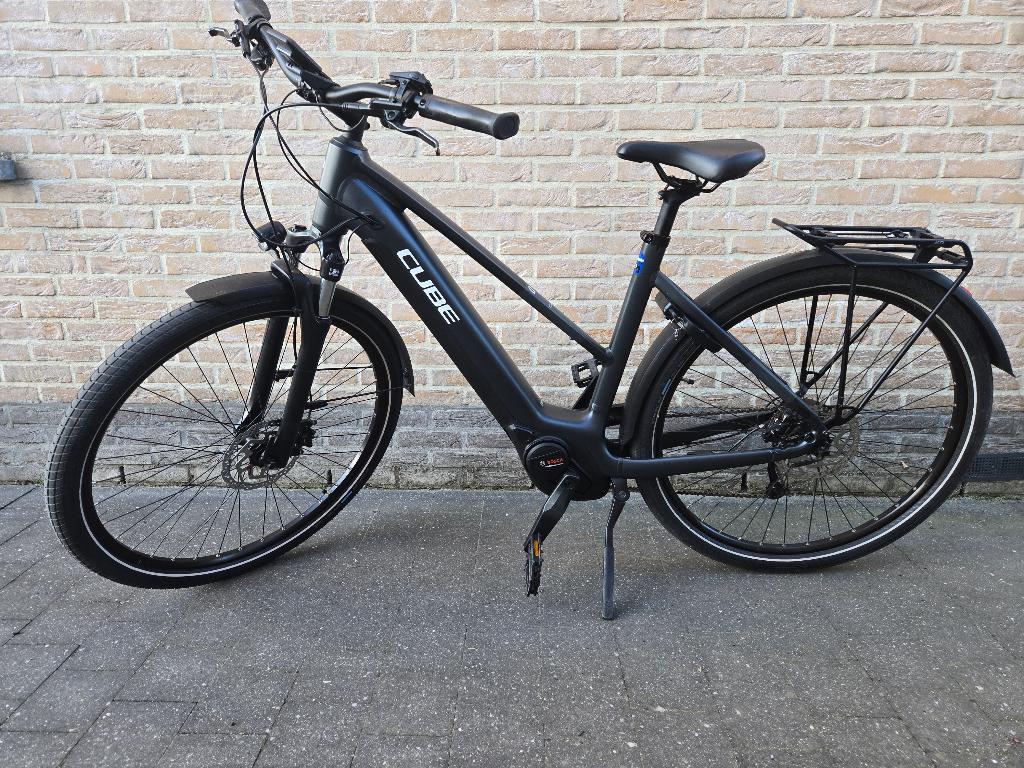 Cube Touring Hybrid 500 van 2023 Smart systeem., Vélos & Vélomoteurs, 51 à 55 cm, Enlèvement, Comme neuf, Cube
