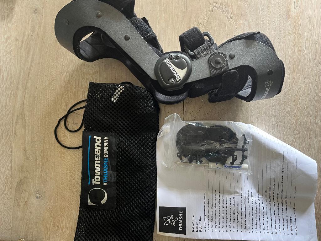 Gewrichtsbeugel LINKER knieband (LCA ACL), Diversen, Braces, Ophalen of Verzenden, Zo goed als nieuw