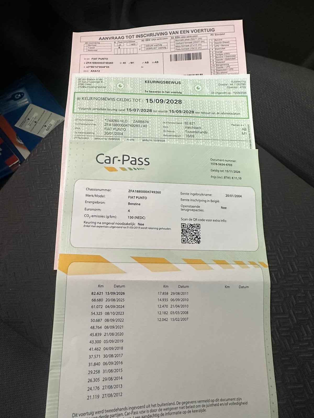 Fiat Punto 1.2 essence 4€ AUTOMATIQUE, GARANTIE, CarPlay, Autos, 1242 cm³, Argent ou Gris, Achat, Entreprise