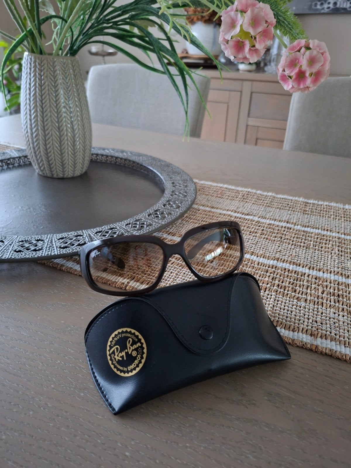 Ray- Ban Zonnebril., Handtassen en Accessoires, Zonnebrillen en Brillen | Dames, Zonnebril, Bruin, Ophalen of Verzenden, Zo goed als nieuw