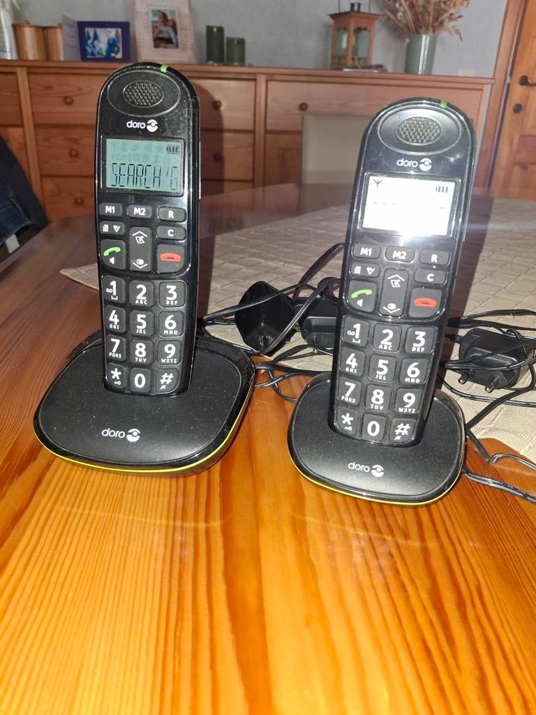 Téléphone Duo Doro, station de base + 2ème téléphone, Télécoms, Enlèvement ou Envoi, Comme neuf, 2 combinés, À Faible Émission d'Ondes