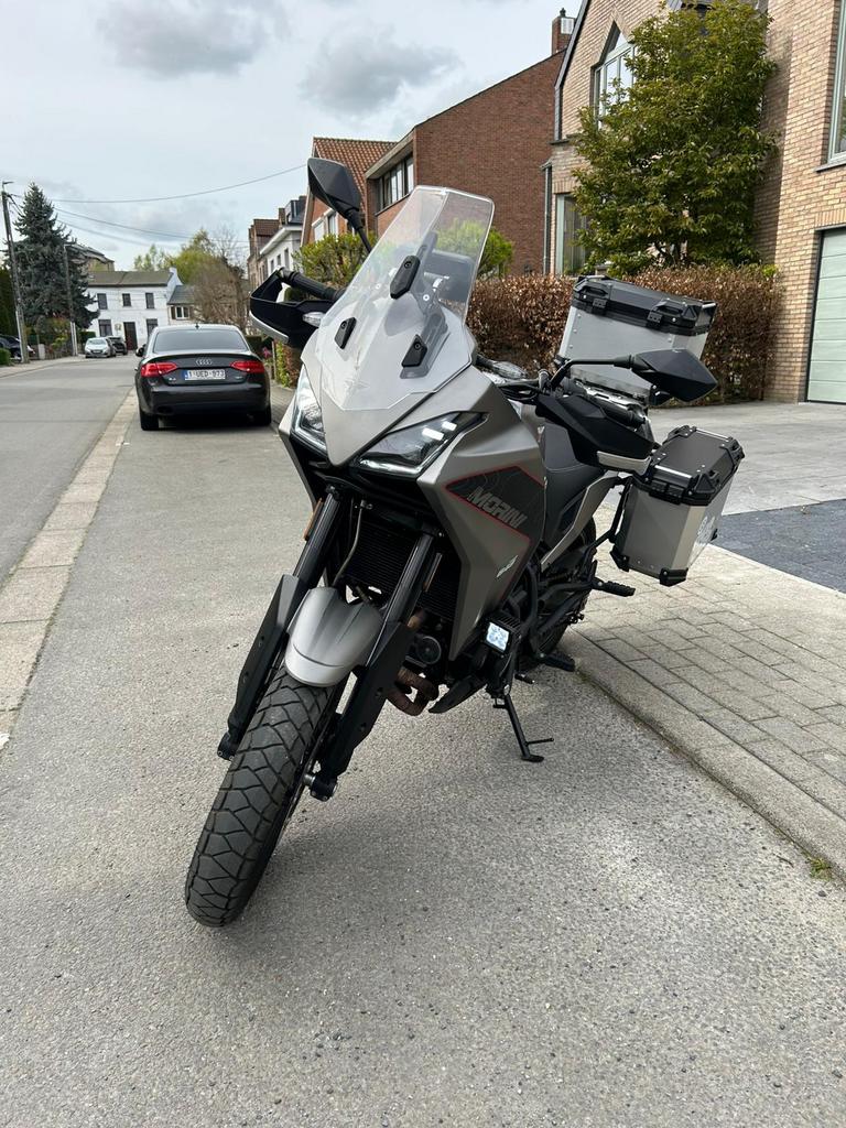 Morini X-Cape 650cc 2024, Motoren, Handvatverwarming, 2 cilinders, Nieuw, Particulier