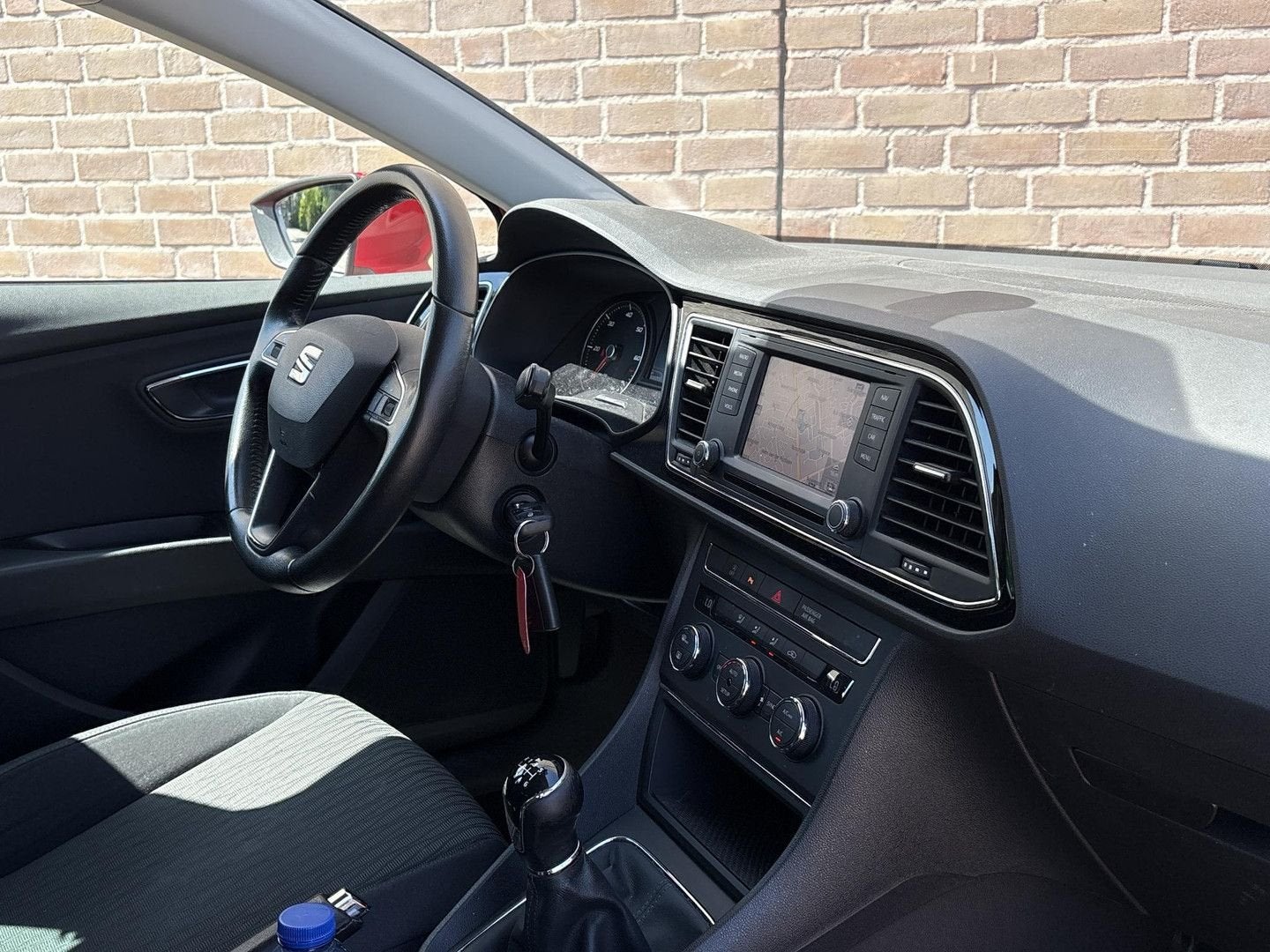Seat Leon ST 1.6 TDI Style Business Ecomotive, Autos, Seat, Rouge, Achat, Entreprise, Noir
