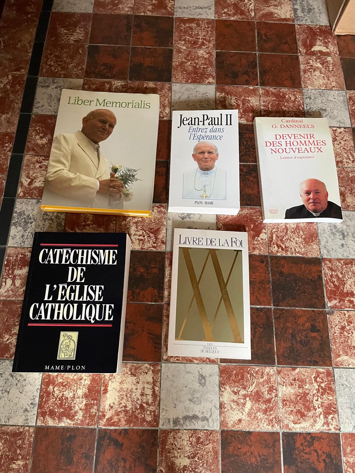 Livres religieux, Enlèvement, Comme neuf
