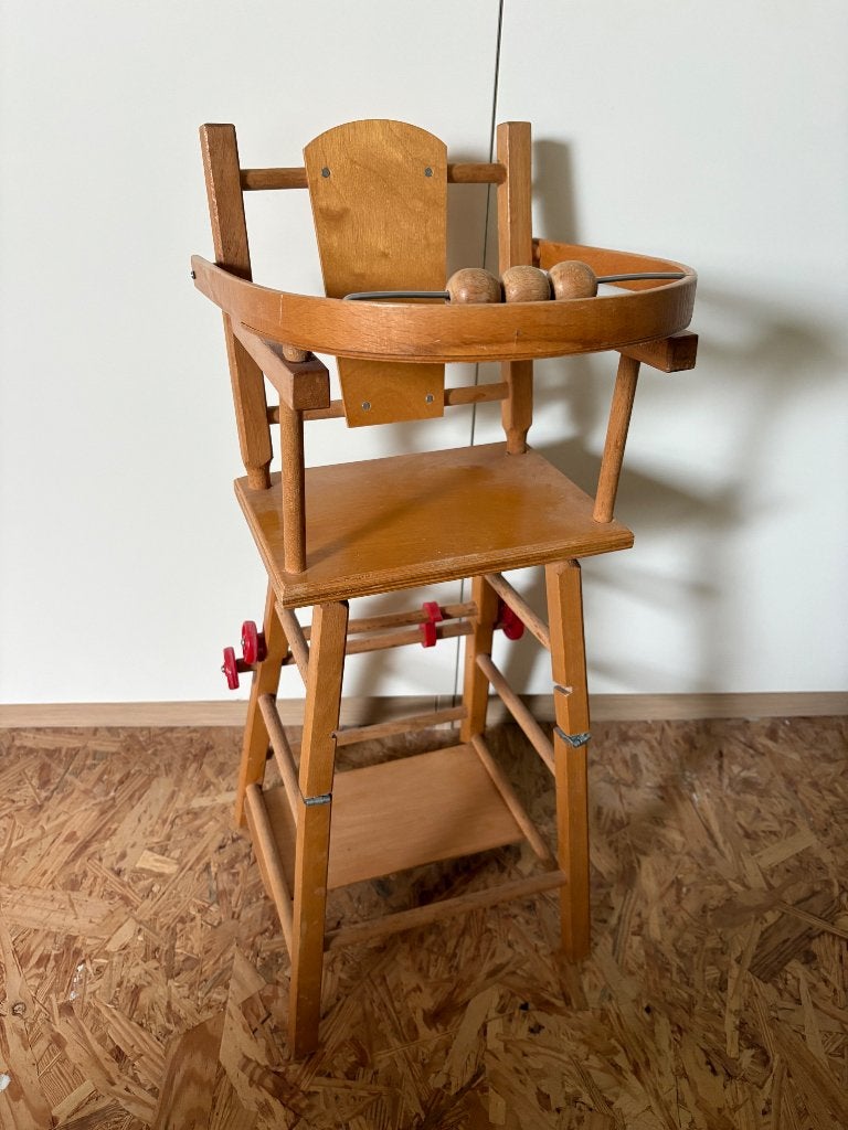Vintage houten poppenstoel, Kinderen en Baby's, Speelgoed | Poppen, Ophalen, Gebruikt, Babypop