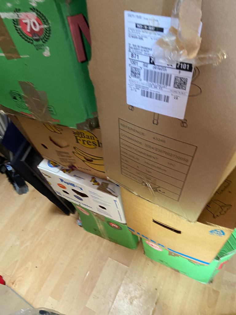 Caisse vêtements femme 15€, Divers, Enlèvement, Comme neuf