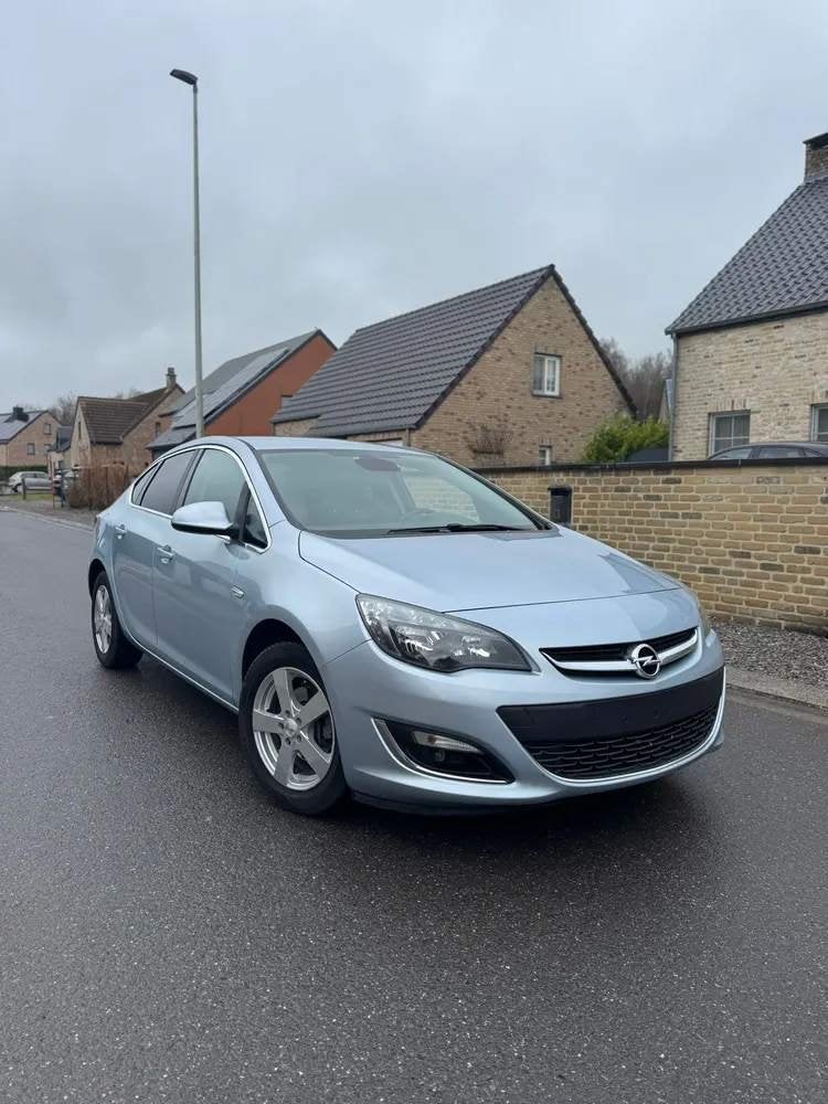 Opel Astra Notchback ¡74.000KM!, Argent ou Gris, Achat, Entreprise, Boîte manuelle