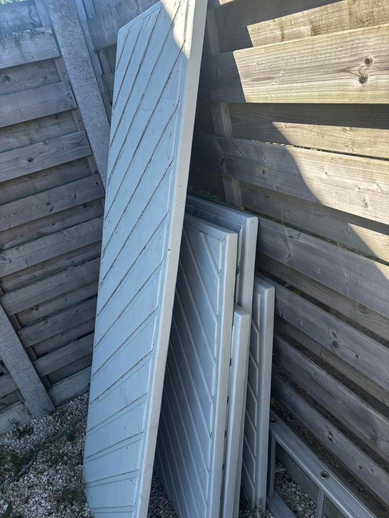 Luikjes voor tegen gevel van woning, Enlèvement, Utilisé, 3 fenêtres ou plus, Autres types