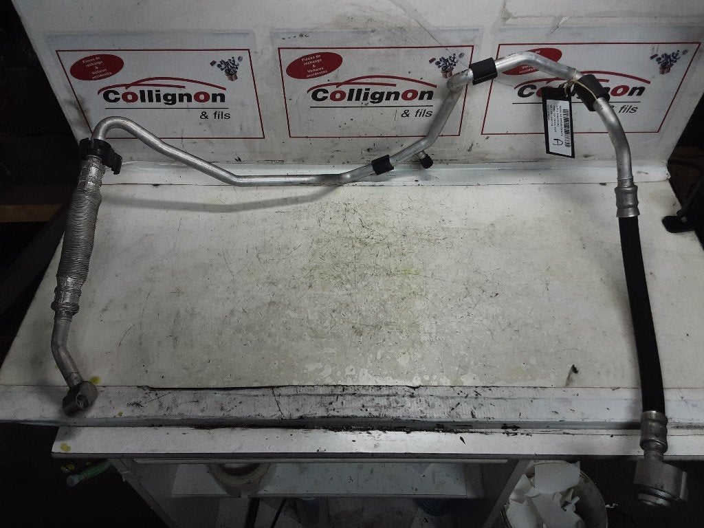 AIRCO LEIDING Audi A3 Sportback (8PA) (01-2004/03-2013), Gebruikt, Mevr. I. Hauben, Audi, Rue de l'Espoir 34 34
4030  GRIVEGNÉE, BE