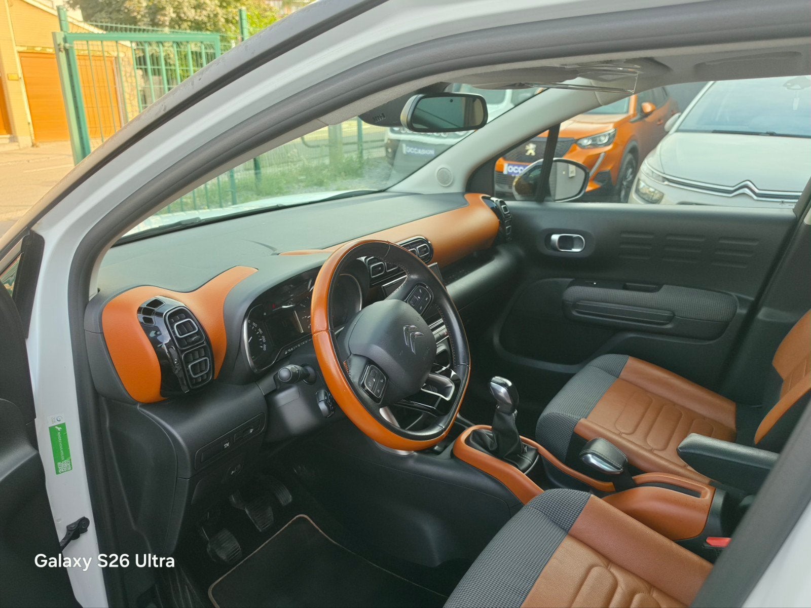 CITROËN C3 AIRCROSS 1.2 ESSENCE., Achat, Euro 6, Entreprise, Chargement par induction pour smartphones