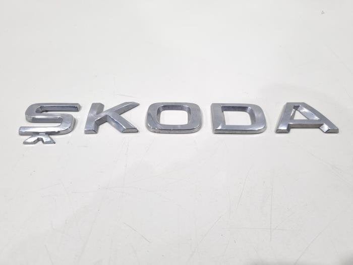 Embleem van een Skoda Fabia, Gebruikt, -, -, Ophalen of Verzenden
