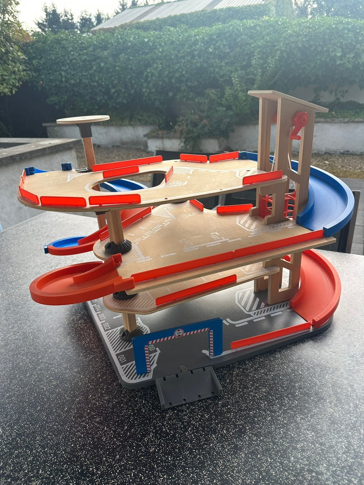 Speelgoedgarage, Kinderen en Baby's, Speelgoed | Houten speelgoed, Ophalen, Zo goed als nieuw