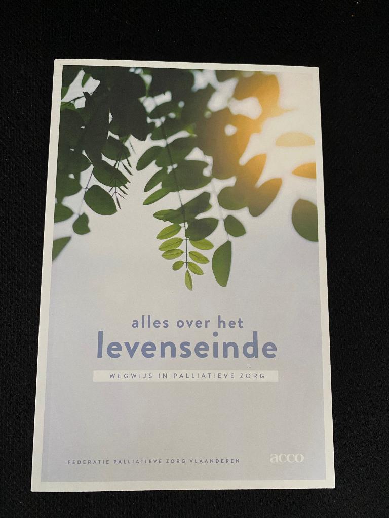 Boek - alles over het levenseinde, Boeken, Ophalen, Zo goed als nieuw, Hoger Onderwijs