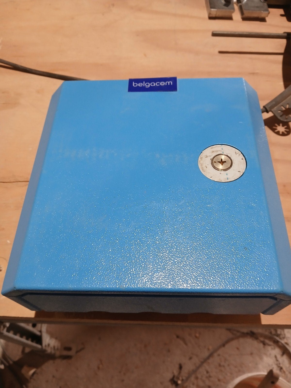 coffret renforcé M50 pour réseau cuivré Belgacom, Bricolage & Construction, Enlèvement ou Envoi, Comme neuf, Autres marques, Tableau électrique