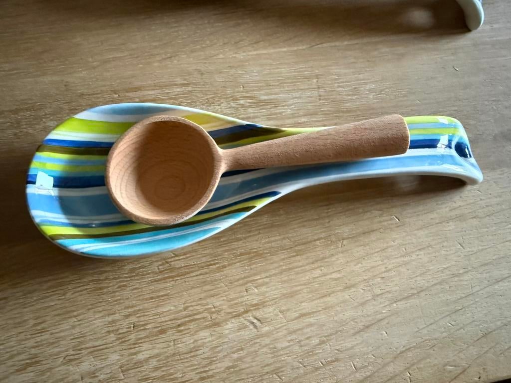 Lepelhouder, Ophalen