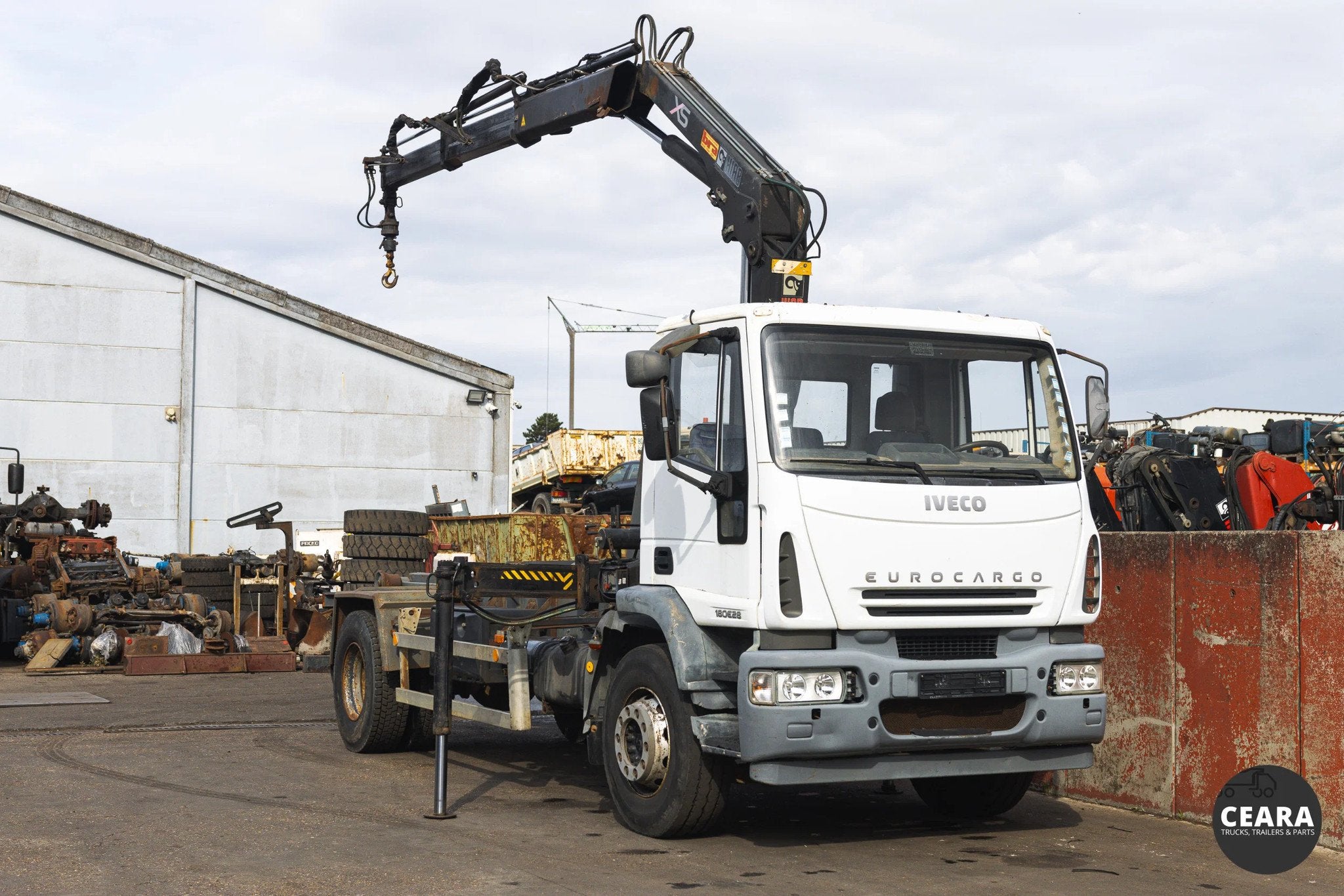 Iveco Eurocargo 180E28 HIAB 122-2 HiDUO LOW KM, Achat, Entreprise, Iveco, Boîte manuelle