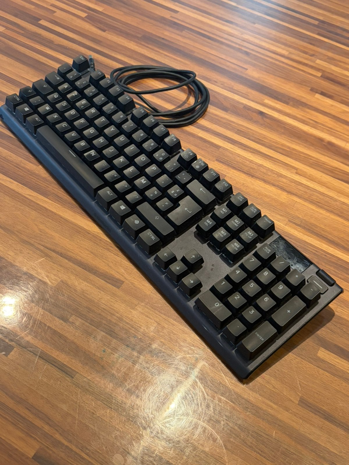 SteelSeries Apex 5 RGB Semi Mechanisch, Computers en Software, Ophalen, Zo goed als nieuw