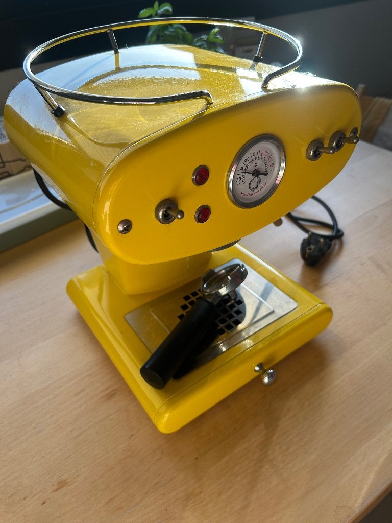Machine expresso Francis Francis X1– Jaune, Elektronische apparatuur, Koffiezetapparaten, Gebruikt, Gemalen koffie, Espresso apparaat