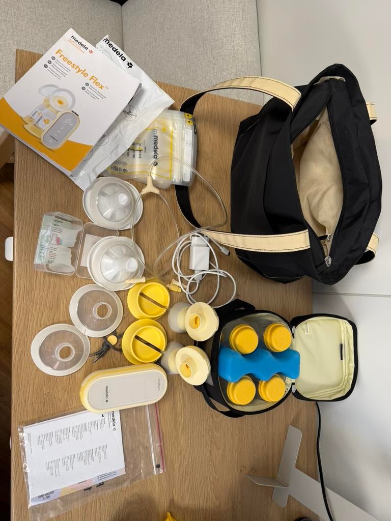 Medela Freestyle Flex, Enfants & Bébés, Aliments pour bébé & Accessoires, Comme neuf, Tire-lait, Enlèvement