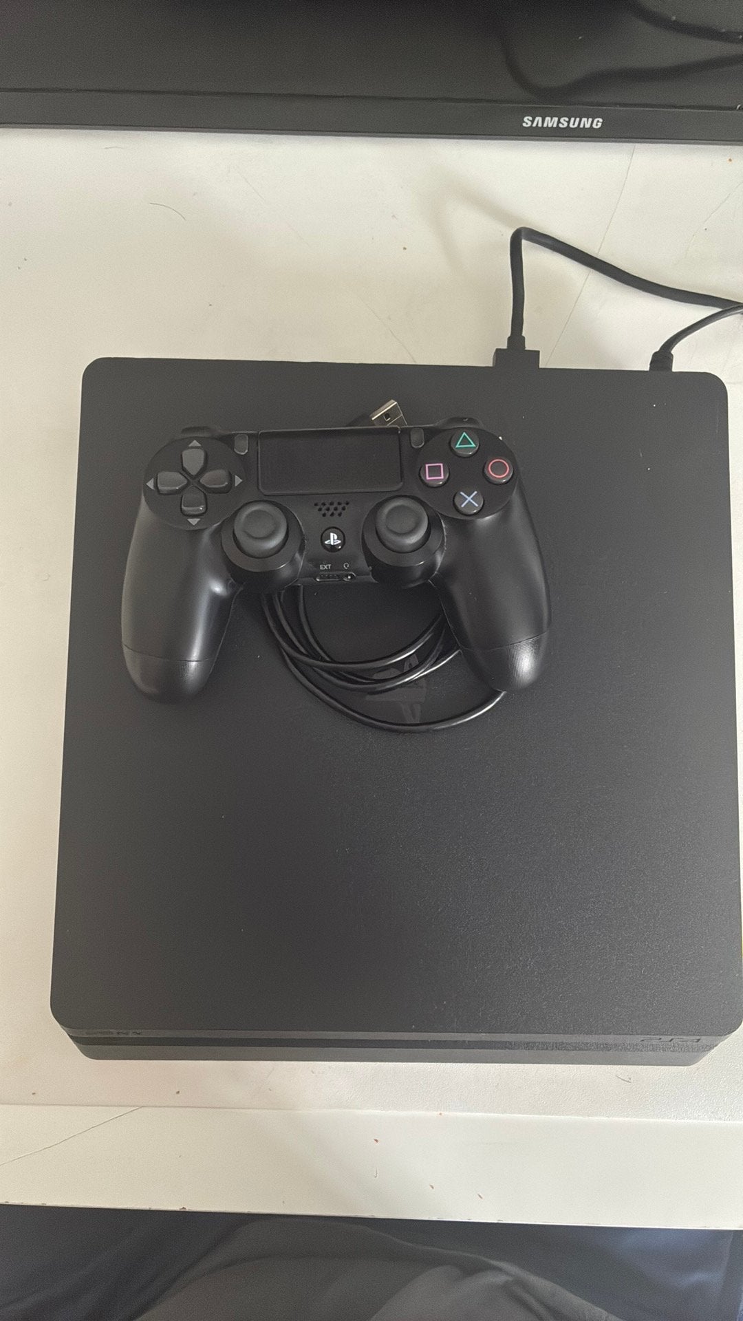 Sony PlayStation 4 avec manette et cable usb, Consoles de jeu & Jeux vidéo, Enlèvement ou Envoi, Comme neuf