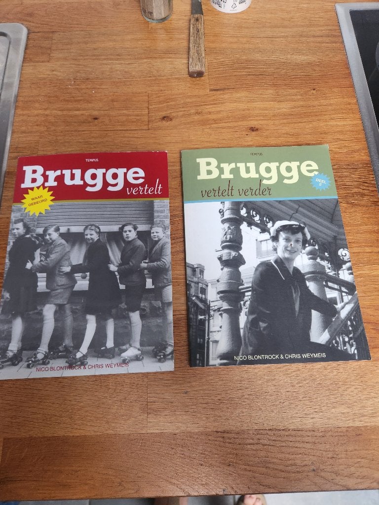 Brugge vertelt  deel 1 & 2 samen 7 euro, Boeken, Ophalen of Verzenden