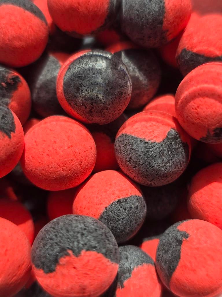 Pop ups dual color Zwart/Rood 12/15mm per kilo, Watersport en Boten, Ophalen, Nieuw, Overige typen