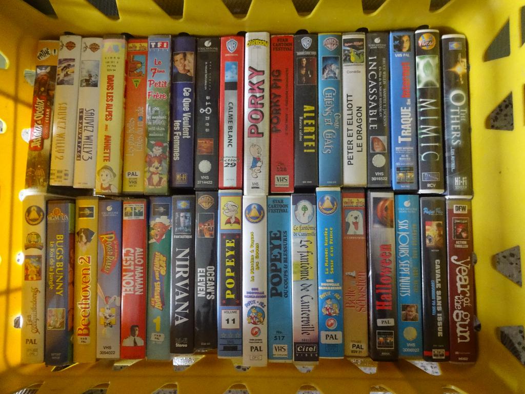 cassettes vidéo . Tous les genres . lot de plus de 80, TV, Hi-fi & Vidéo, Decks cassettes, Enlèvement, Simple, Autres marques